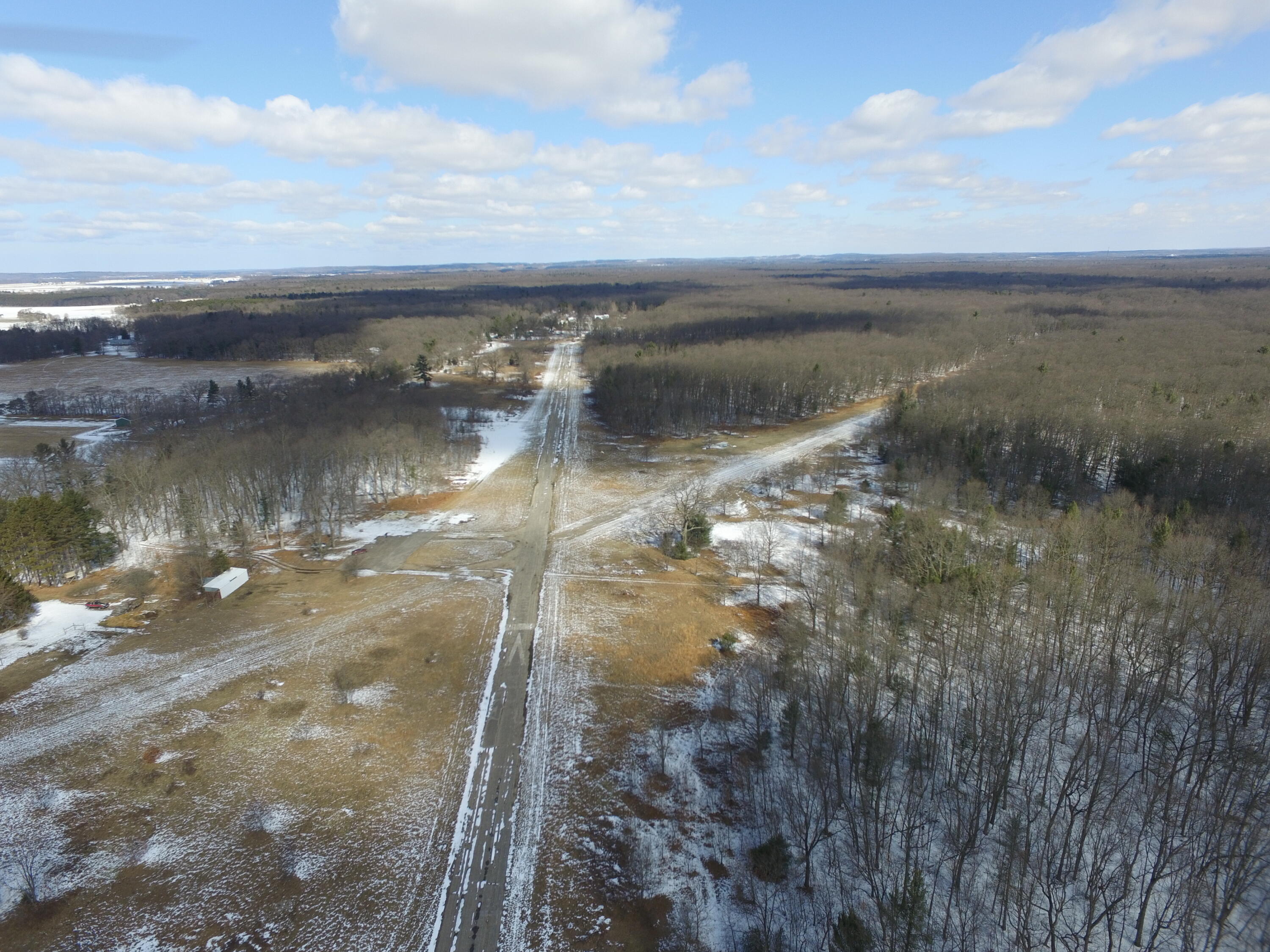10756 Sikkenga Road Montague, MI 49437 - Photo 2 of 39 DJI_0009
