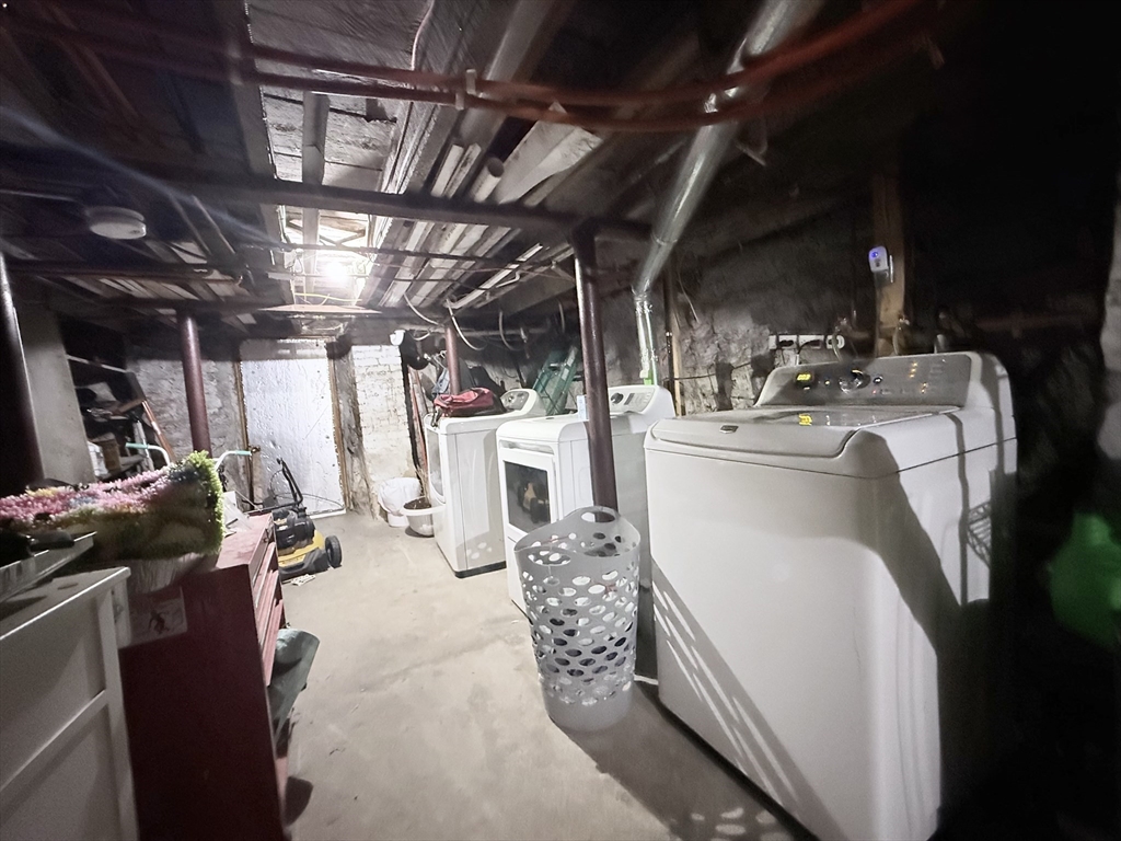 142 Abbott Street Lawrence, MA 01843 - Photo 28 of 30