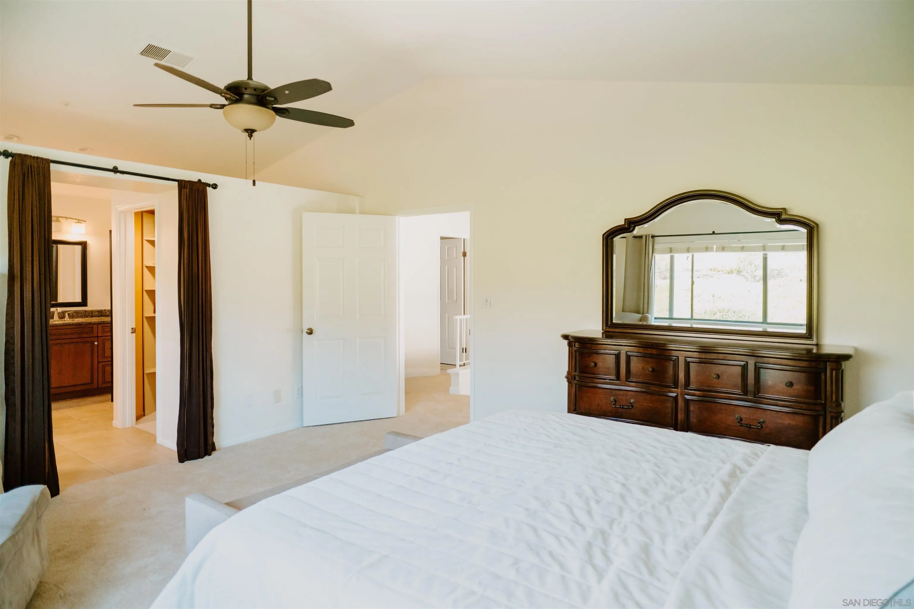 645 Paseo Rio Vista, CA 92081 - Photo 19 of 45