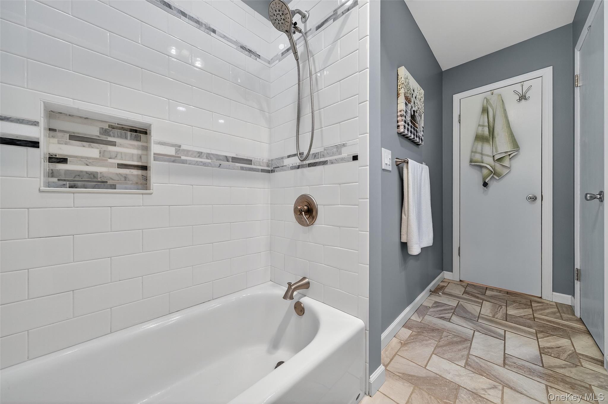 18 Rondack Road Middletown, NY 10941 - Photo 22 of 33 Bathroom with shower / bath combination and baseboards