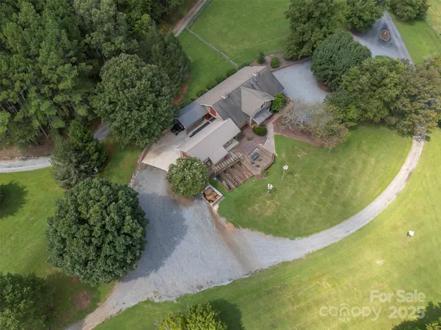 $1,950,000 | 102 Uncle Coss Pond Drive, Columbus, NC 28722