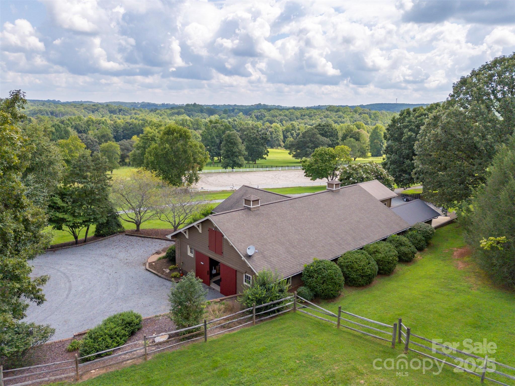 102 Uncle Coss Pond Drive Columbus, NC 28722 - Photo 5 of 46