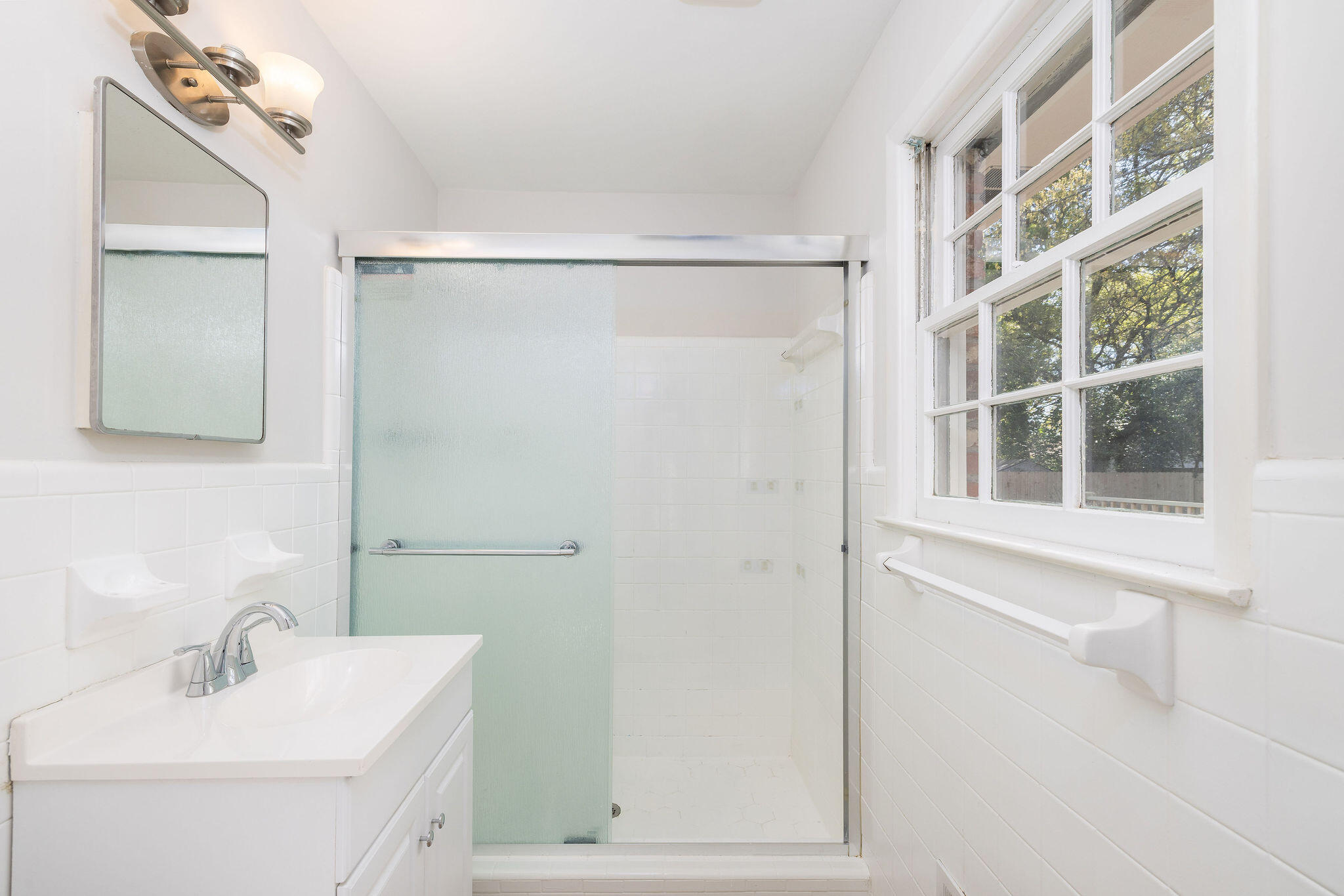 1317 Coleridge Street Charleston, SC 29407 - Photo 12 of 20 Primary bathroom