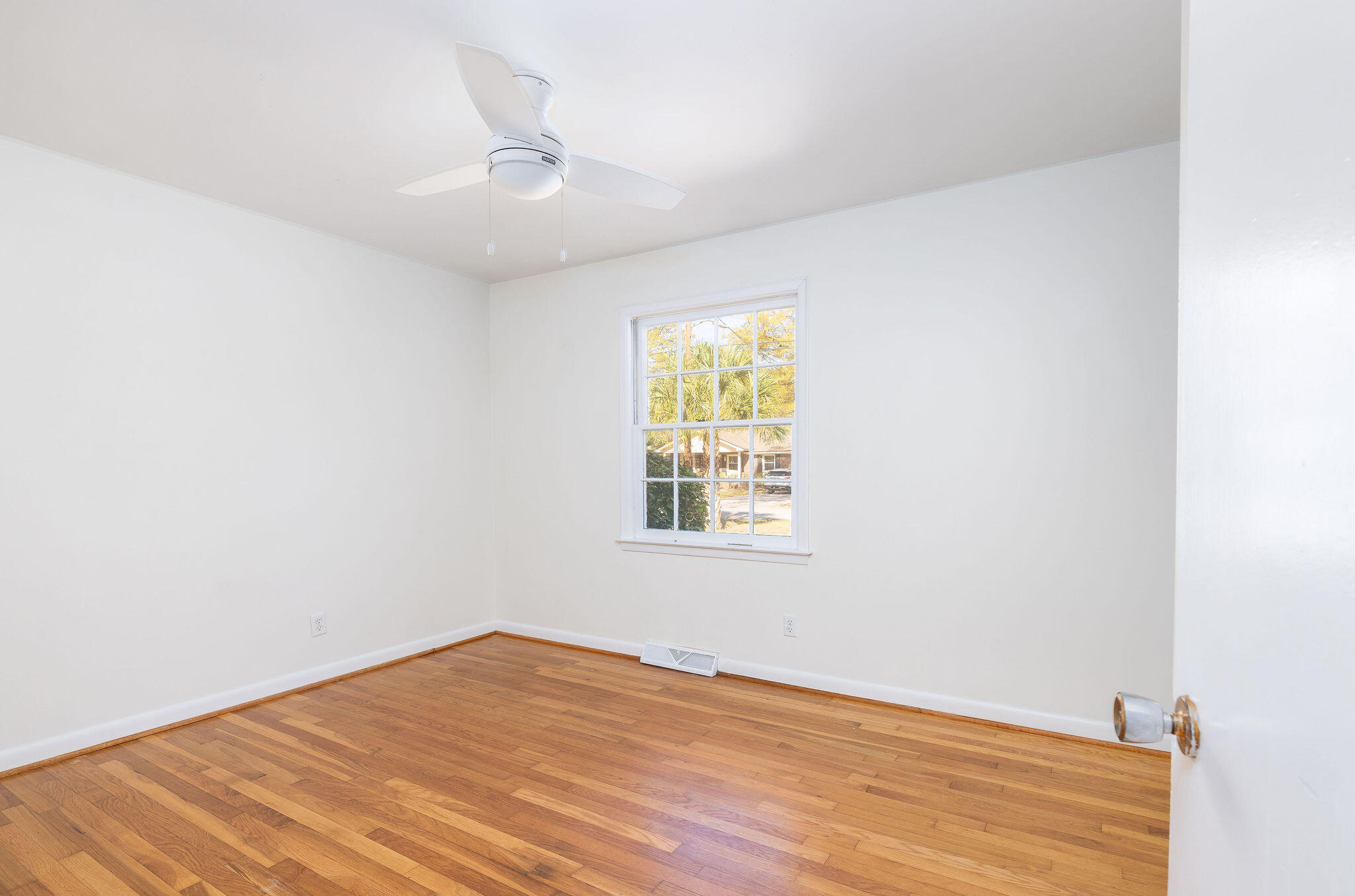 1317 Coleridge Street Charleston, SC 29407 - Photo 13 of 20 Bedroom 2