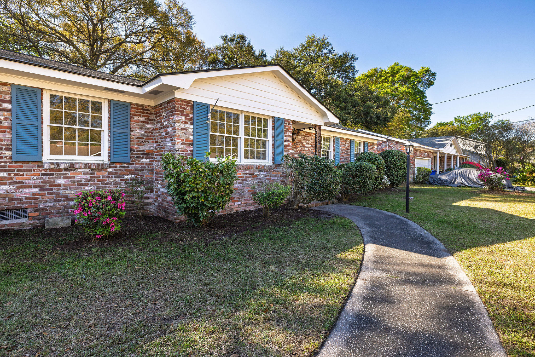1317 Coleridge Street Charleston, SC 29407 - Photo 2 of 20 Front of house