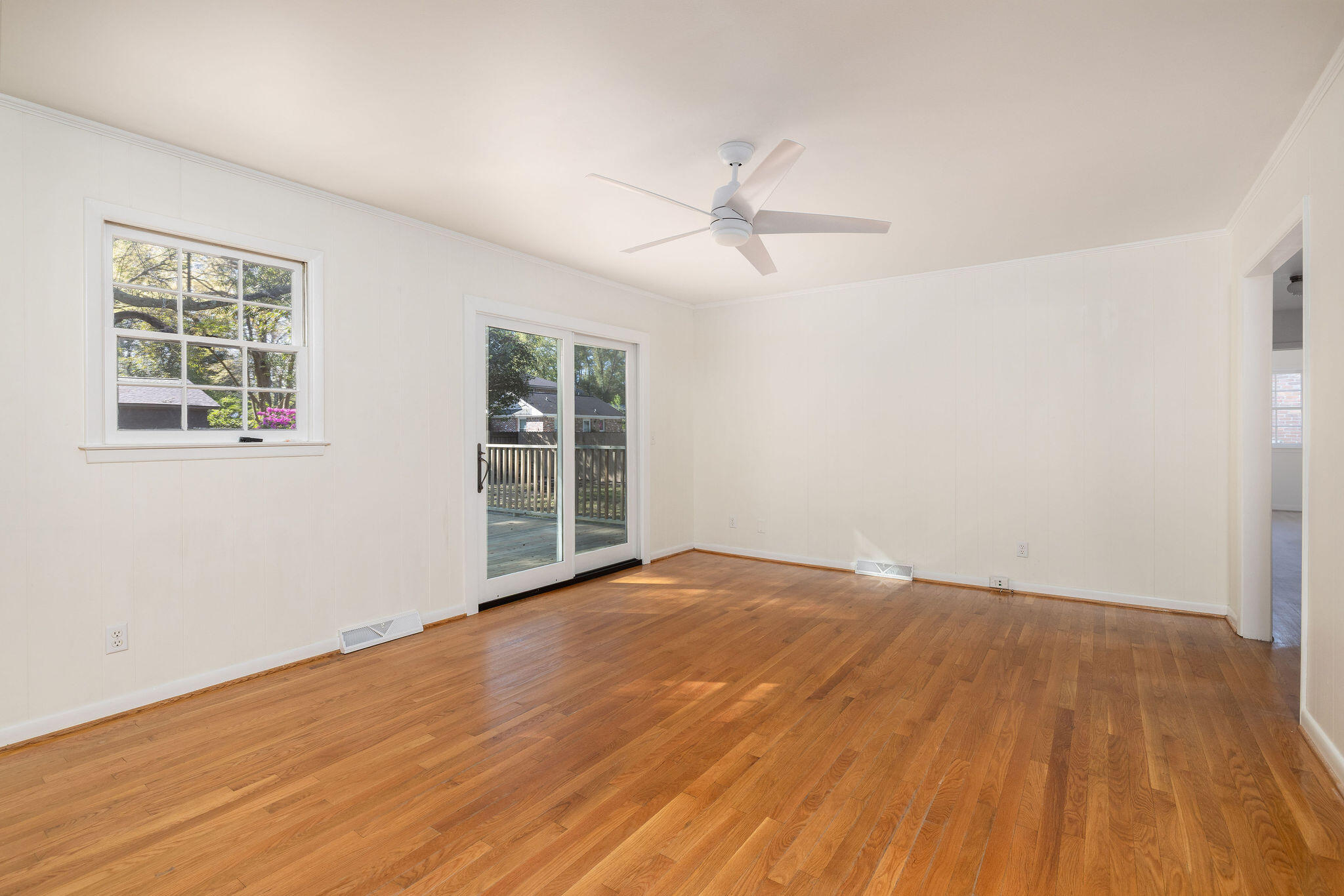 1317 Coleridge Street Charleston, SC 29407 - Photo 5 of 20 Living room