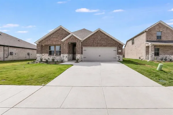 $380,000 | 2317 Bellatrix Drive, Haslet, TX 76052