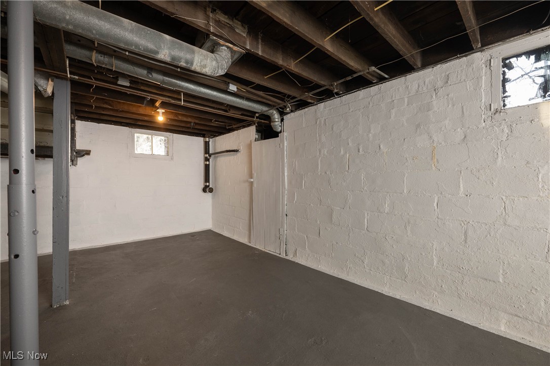 2700 9th Street Northwest Canton, OH 44708 - Photo 25 of 33 View of basement