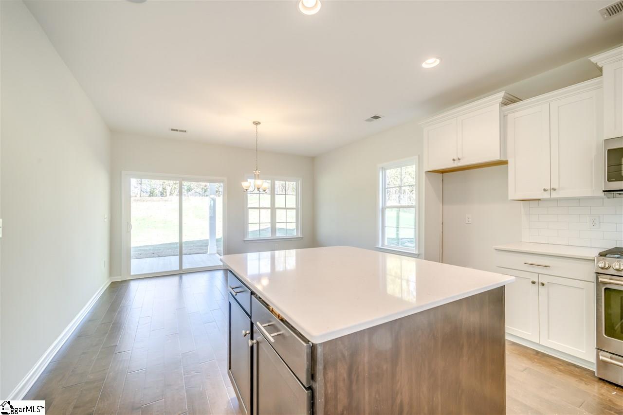 544 Deep Water Court Inman, SC 29349 - Photo 10 of 29