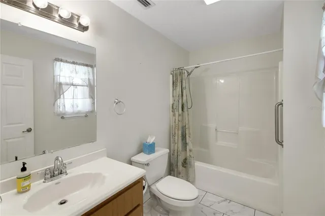 $599,900 | 2901 Griffin View Drive, Lady Lake, FL 32159