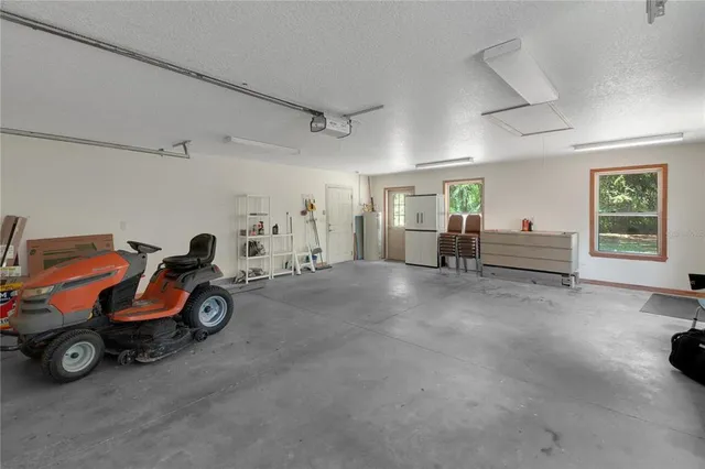 $599,900 | 2901 Griffin View Drive, Lady Lake, FL 32159