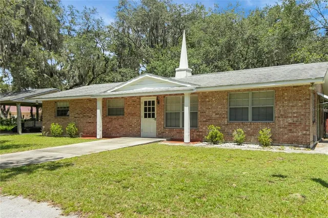 $599,900 | 2901 Griffin View Drive, Lady Lake, FL 32159