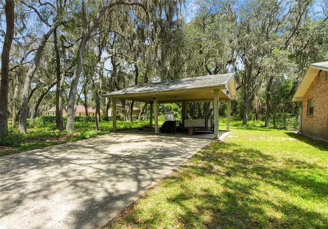 $599,900 | 2901 Griffin View Drive, Lady Lake, FL 32159