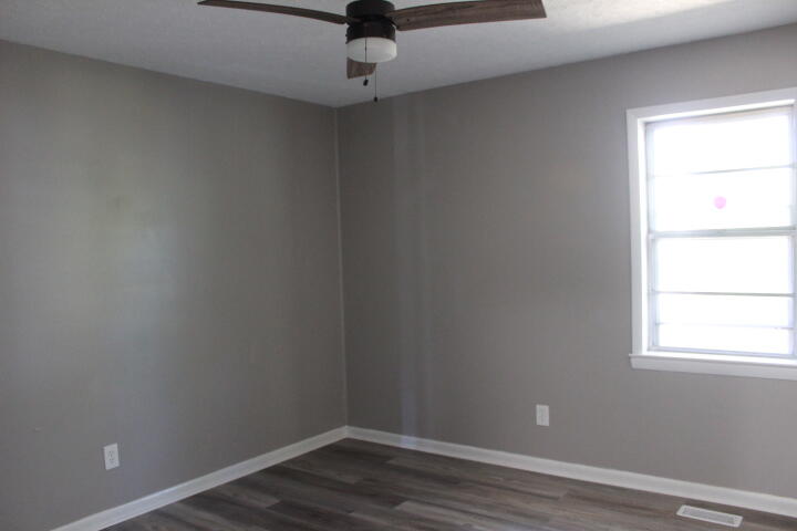 196 Johnson Street Rainsville, AL 35986 - Photo 14 of 21 IMG_1896
