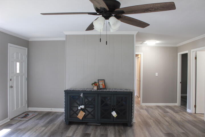 196 Johnson Street Rainsville, AL 35986 - Photo 9 of 21 IMG_1904