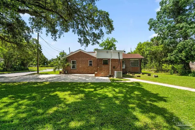$260,000 | 1000 West Lee Street, Pensacola, FL 32501
