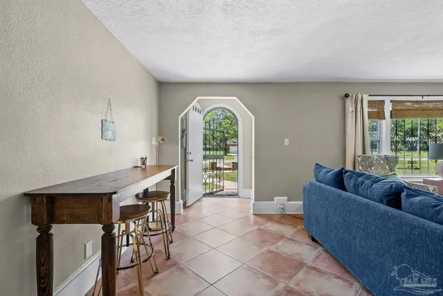 $260,000 | 1000 West Lee Street, Pensacola, FL 32501