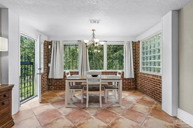 $260,000 | 1000 West Lee Street, Pensacola, FL 32501