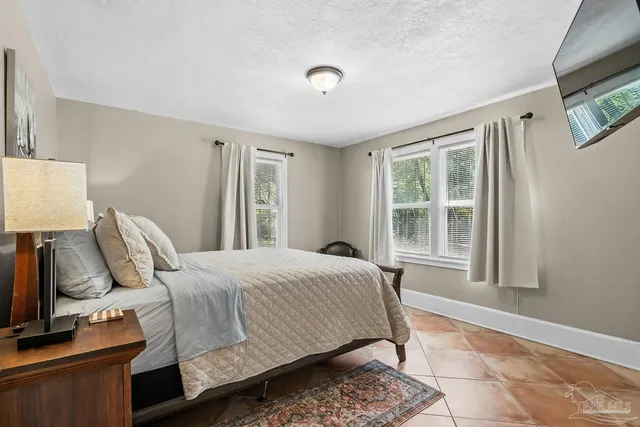 $260,000 | 1000 West Lee Street, Pensacola, FL 32501