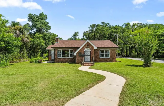 $260,000 | 1000 West Lee Street, Pensacola, FL 32501