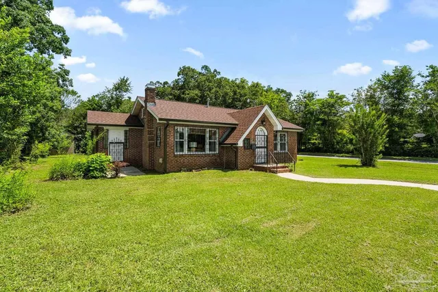 $260,000 | 1000 West Lee Street, Pensacola, FL 32501