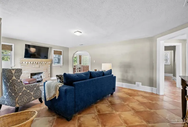 $260,000 | 1000 West Lee Street, Pensacola, FL 32501