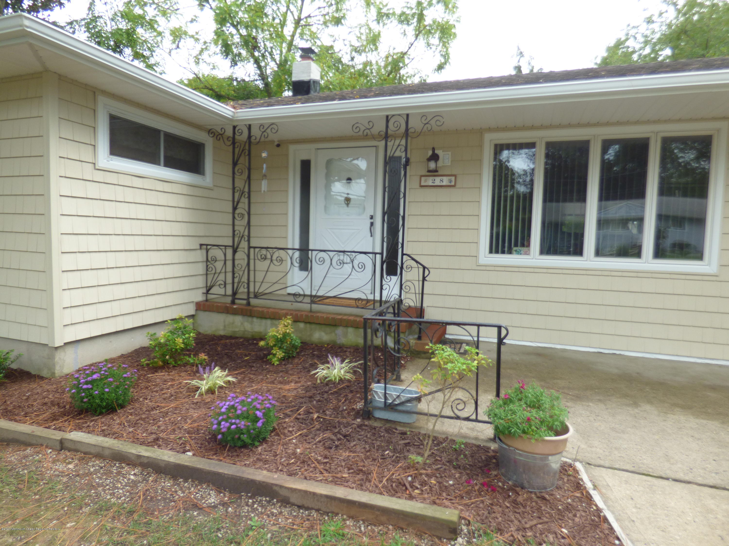 28 Jumping Brook Road Neptune Township, NJ 07753 - Photo 3 of 39 P1050280