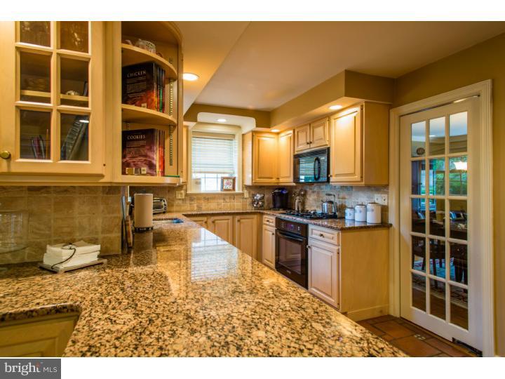 325 Hamilton Road Merion Station, PA 19066 - Photo 8 of 25 Kitchen