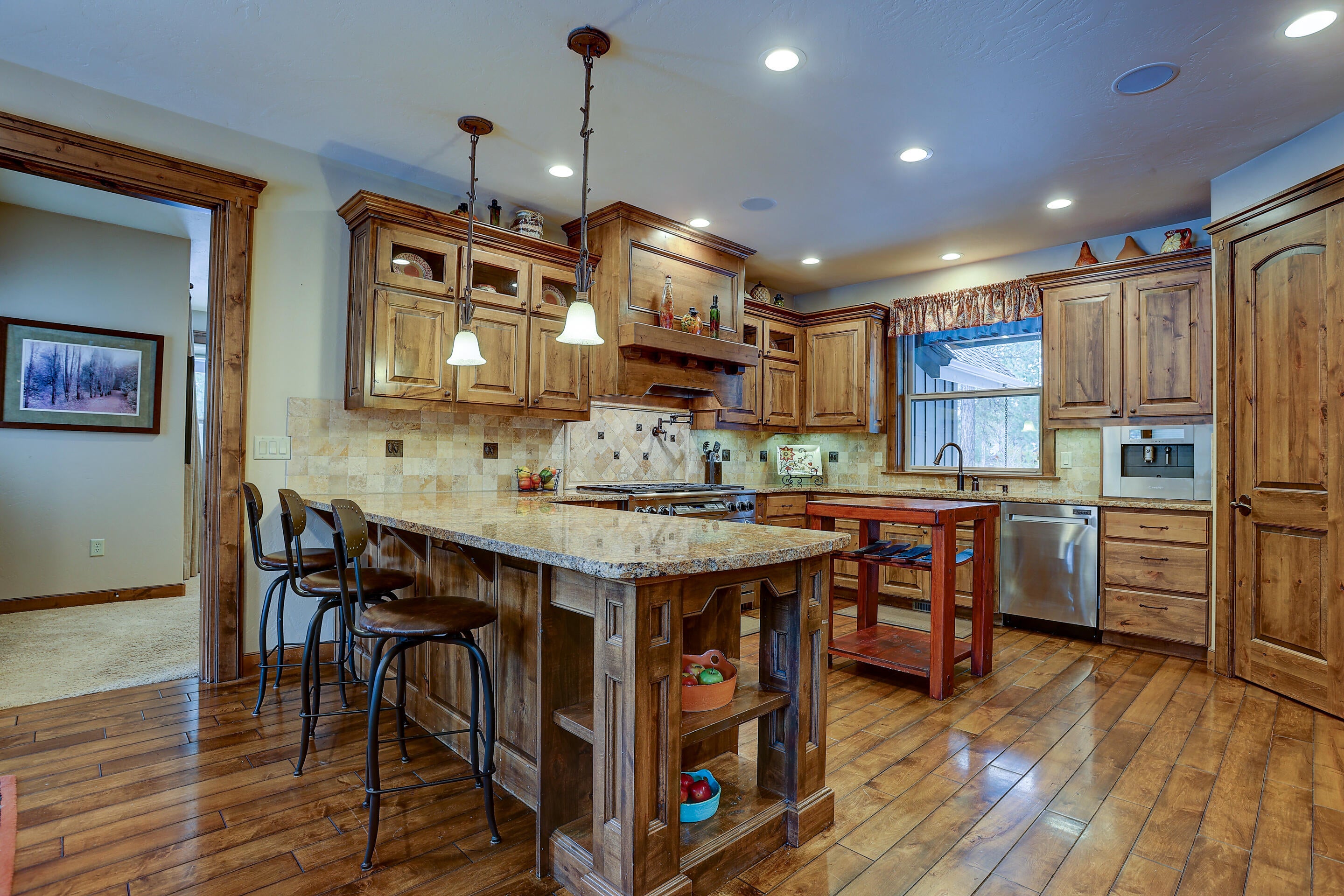56457 Sunstone Loop Bend, OR 97707 - Photo 13 of 38 56457 Sunstone Loop-19