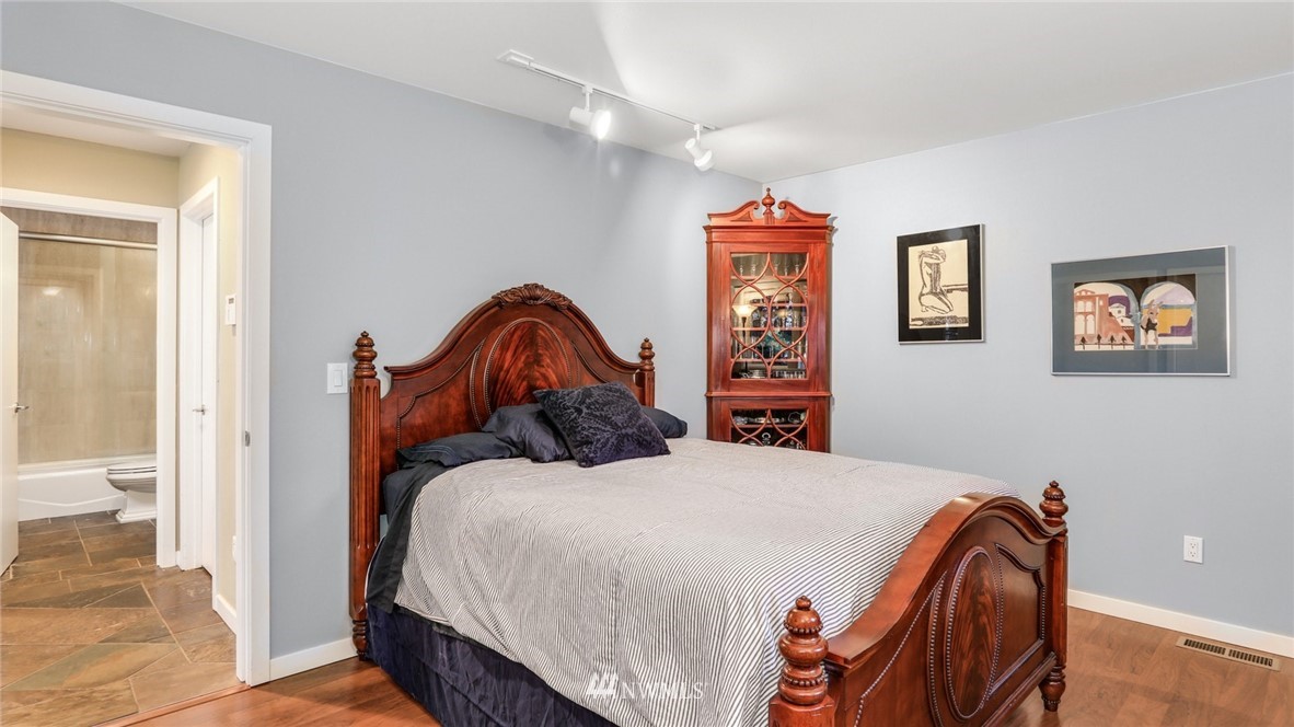 13908 Rosario Road Anacortes, WA 98221 - Photo 14 of 40 Gallery Image 14