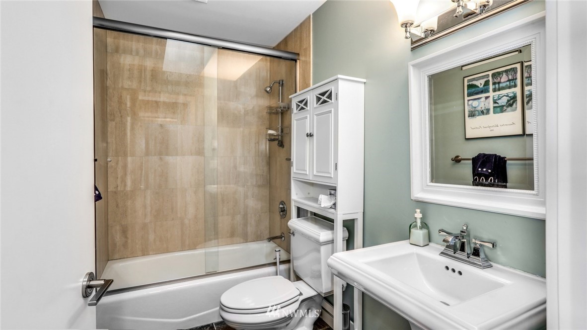 13908 Rosario Road Anacortes, WA 98221 - Photo 15 of 40 Gallery Image 15