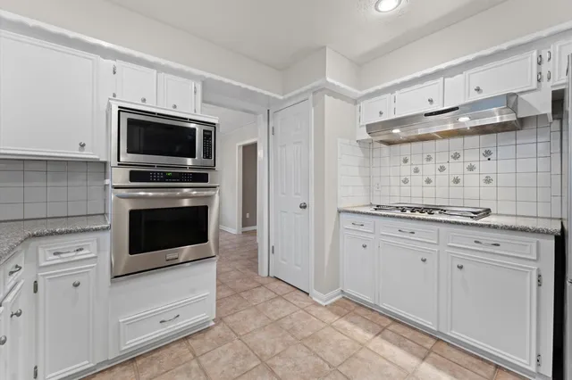 $275,000 | 19415 Craigchester Lane, Spring, TX 77388