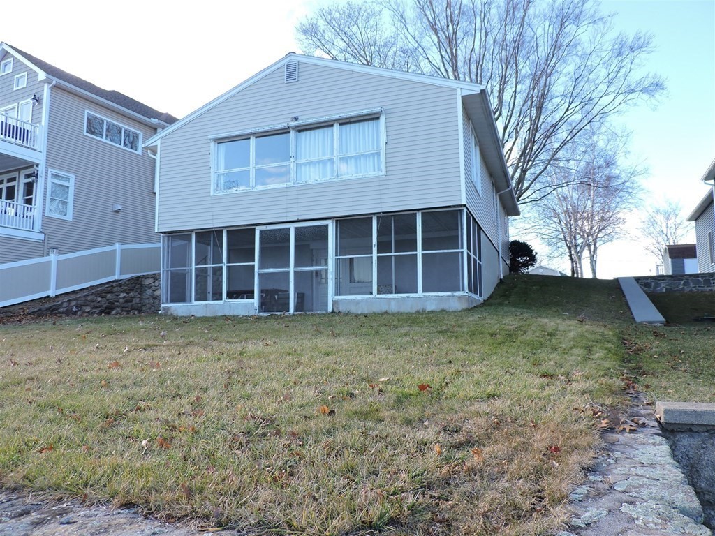 65 Bates Point Road Webster, MA 01570 - Photo 3 of 42