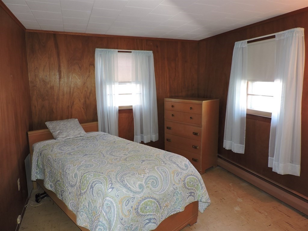 65 Bates Point Road Webster, MA 01570 - Photo 34 of 42