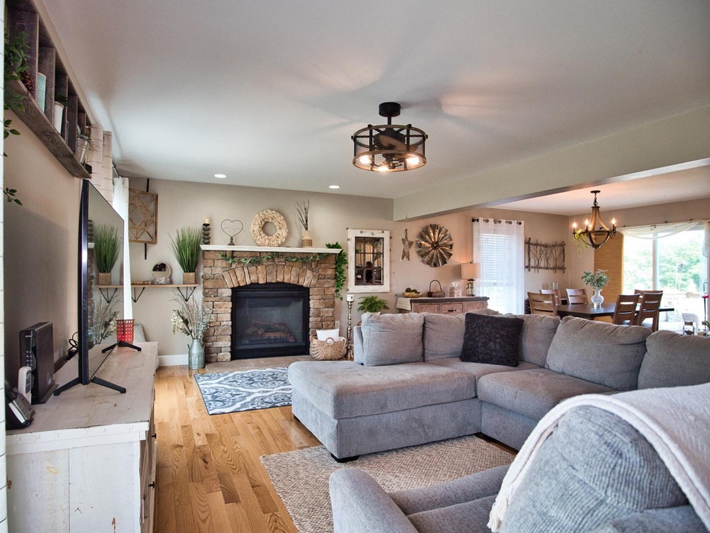 310 Cameron Drive Dighton, MA 02715 - Photo 11 of 42