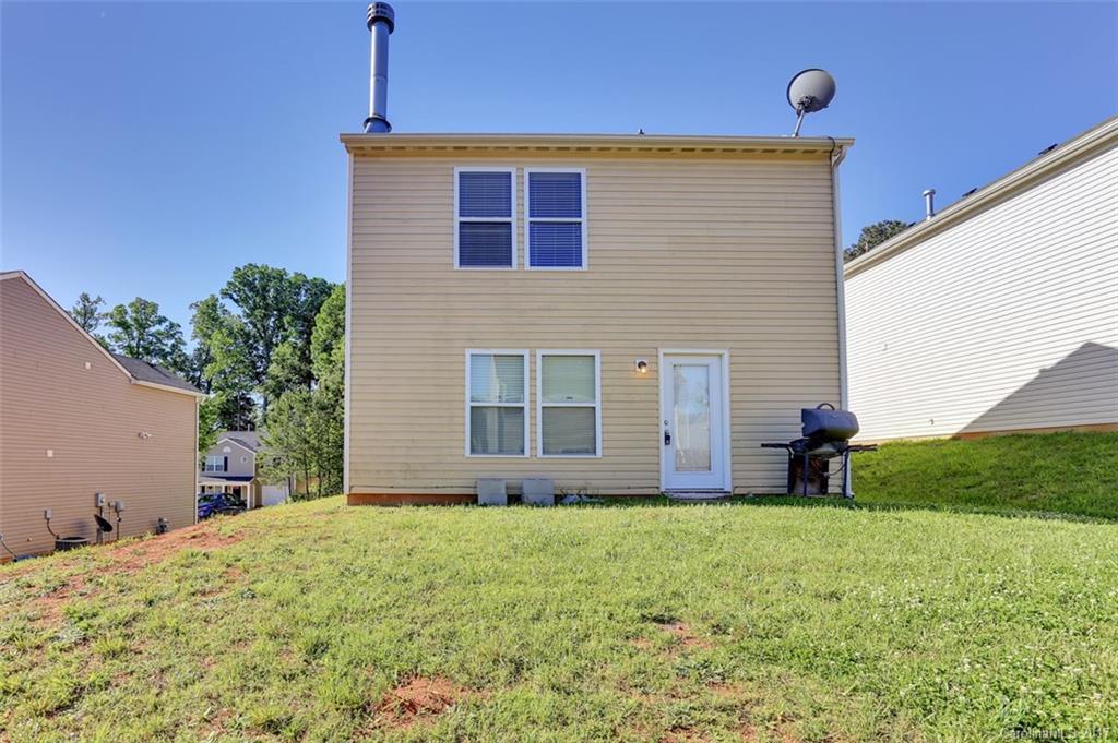 5251 Swearngan Road Charlotte, NC 28216 - Photo 12 of 21
