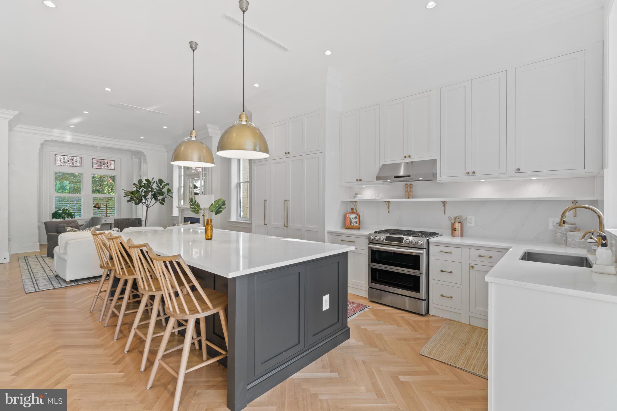 115 5th Street Southeast Washington, DC 20003 - Photo 6 of 35 Gallery Image 6