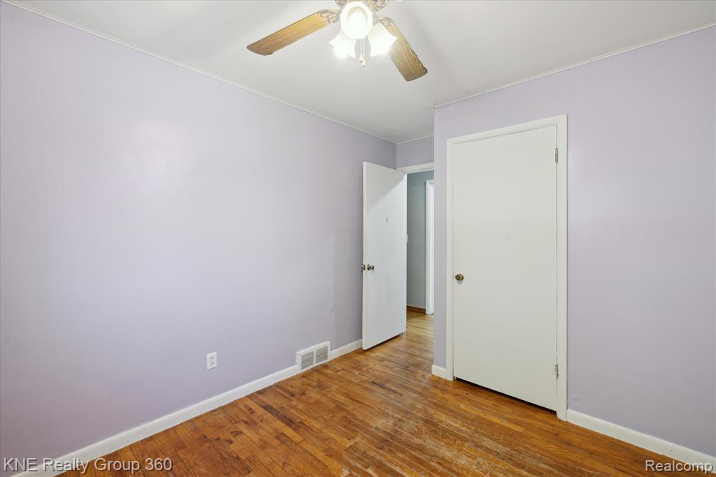 5455 Oak Grove Road Howell, MI 48855 - Photo 17 of 36