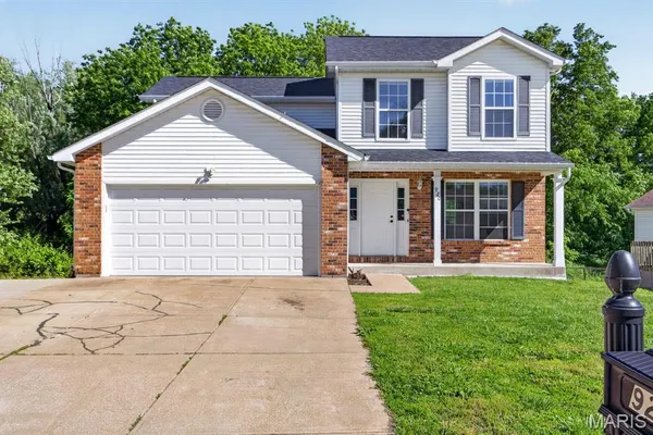 $319,900 | 920 Parc Central Drive, Festus, MO 63028