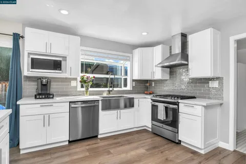 $1,250,000 | 200 Fleming Drive, Clayton, CA 94517