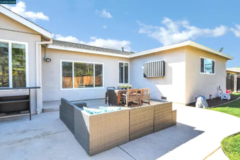 $1,250,000 | 200 Fleming Drive, Clayton, CA 94517