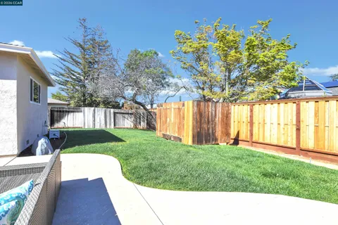 $1,250,000 | 200 Fleming Drive, Clayton, CA 94517