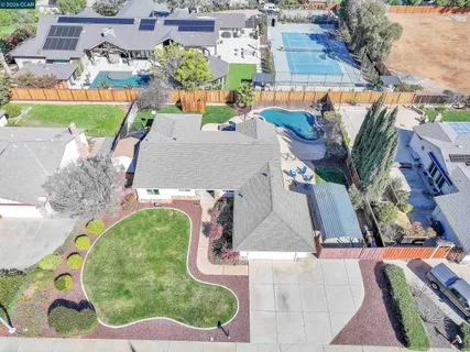 $1,250,000 | 200 Fleming Drive, Clayton, CA 94517