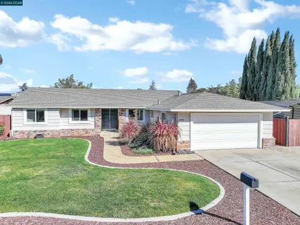 $1,250,000 | 200 Fleming Drive, Clayton, CA 94517