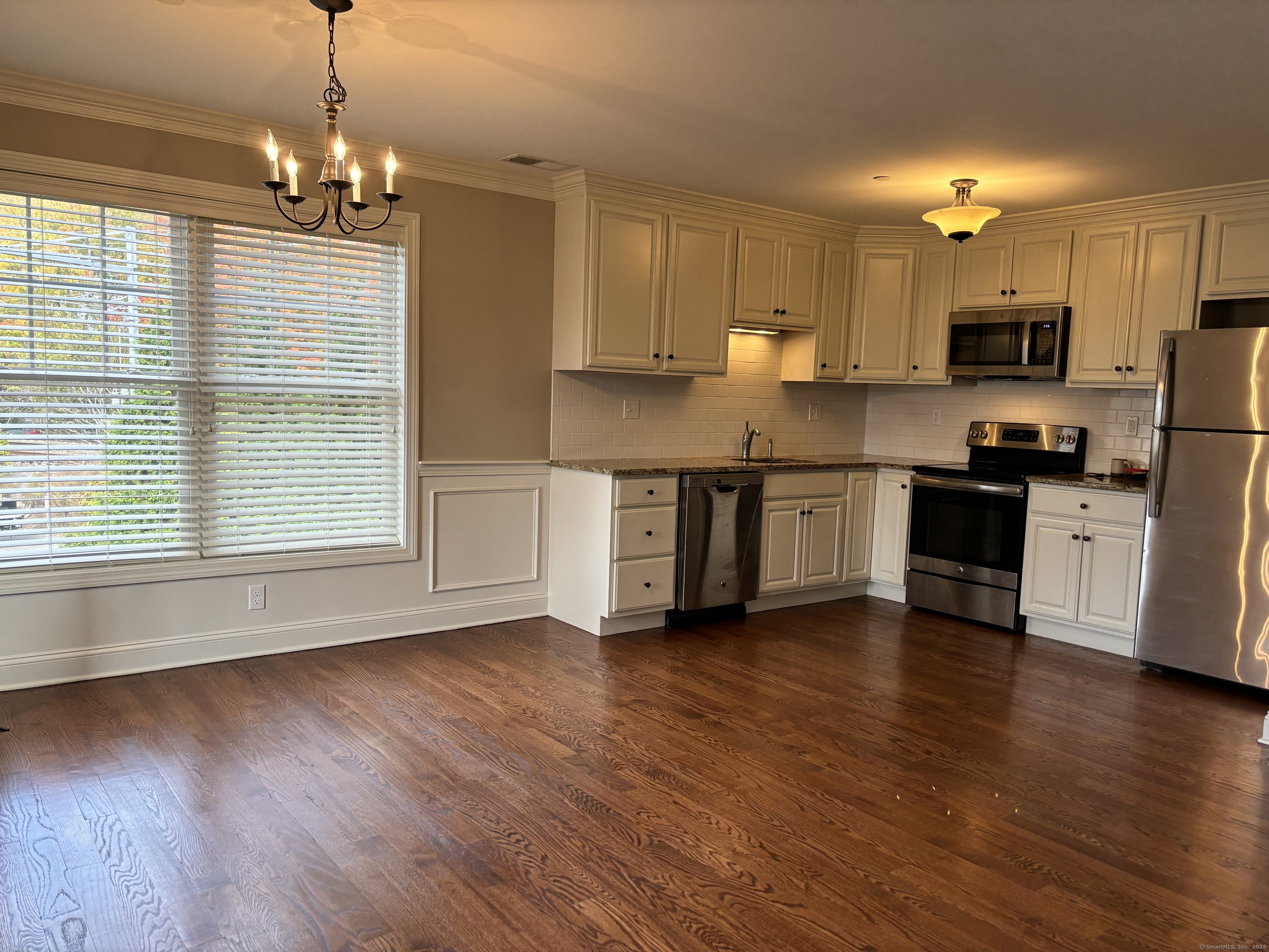 67 West Main Street, Unit 421 Clinton, CT 06413 - Photo 2 of 15