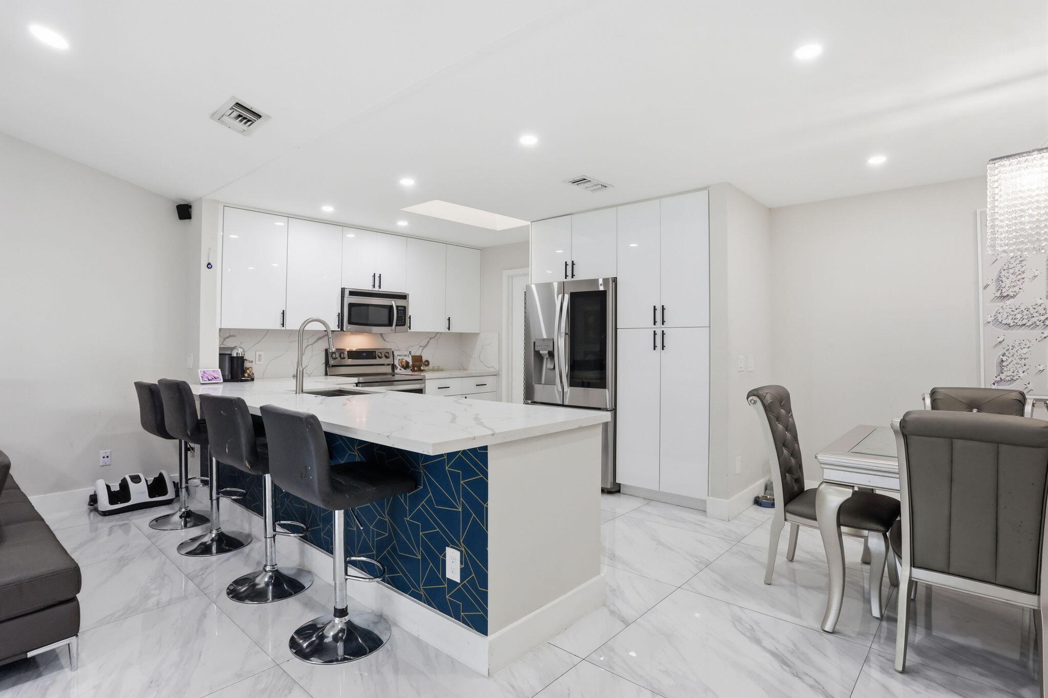23451 Southwest 55th Avenue, Unit B Boca Raton, FL 33433 - Photo 1 of 49 28-web-or-mls-0E2A5946