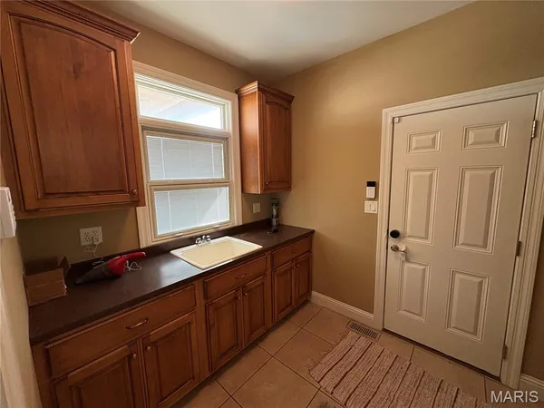 $4,500 | 326 Hwy C, St. Peters, MO 63376