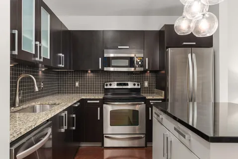 $319,900 | 600 12th Avenue South, Unit 607, Nashville, TN 37203