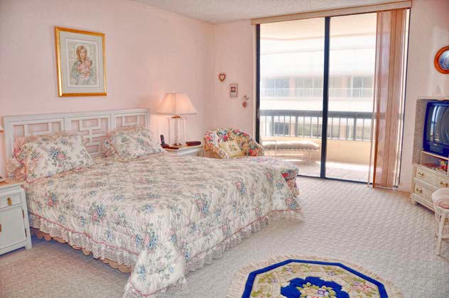 3201 South Ocean Boulevard, Unit 504 Boca Raton, FL 33487 - Photo 20 of 24 DSC_4027
