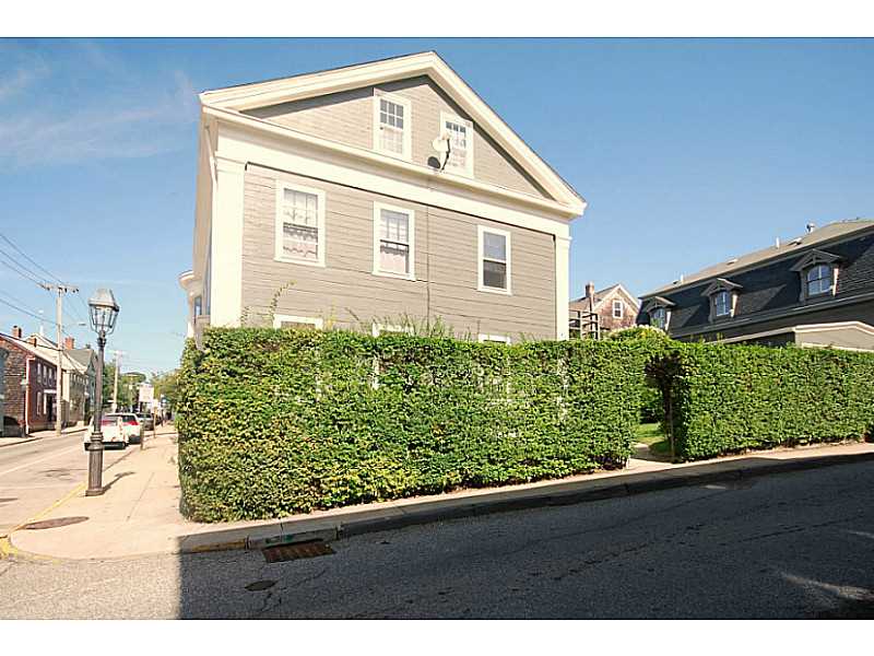 216 Spring Street Newport, RI 02840 - Photo 4 of 25 Exterior Front. Side View!